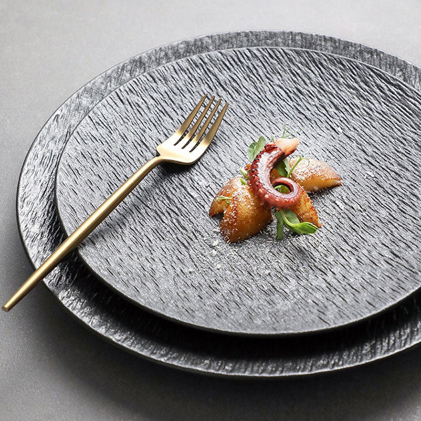 Minimalist Ceramic Round Steak and Pasta Plate | Yedwo Design - Image 7